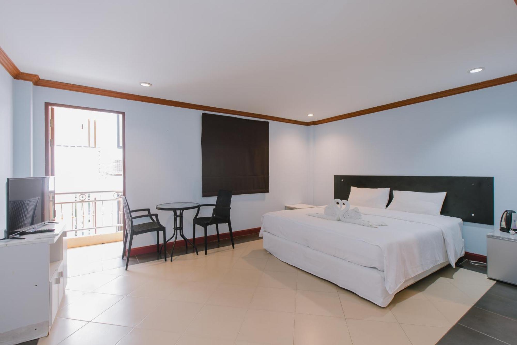 Sunstar Palace Patong Екстер'єр фото