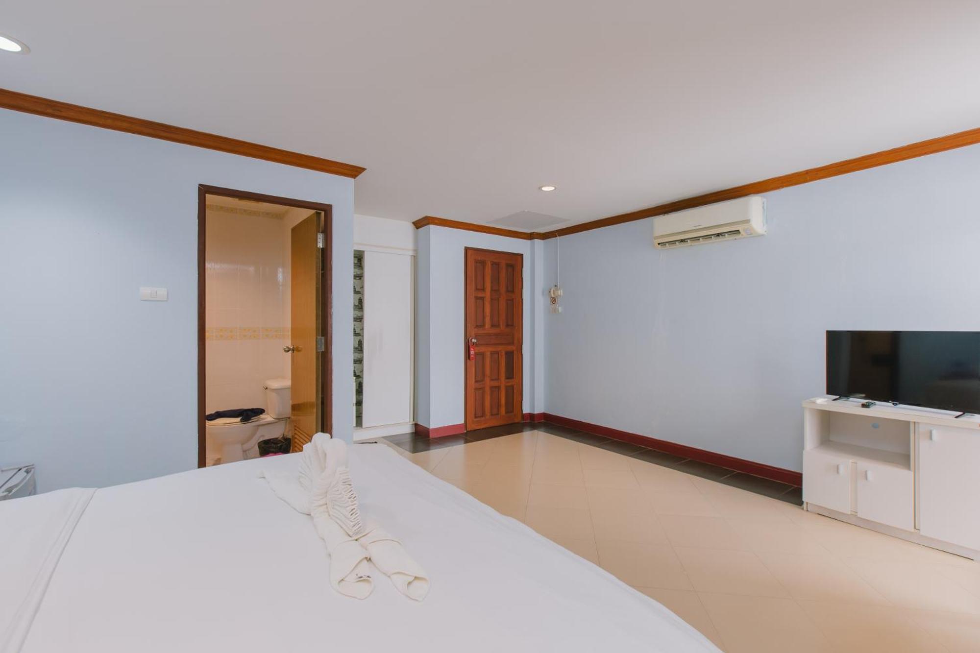 Sunstar Palace Patong Екстер'єр фото
