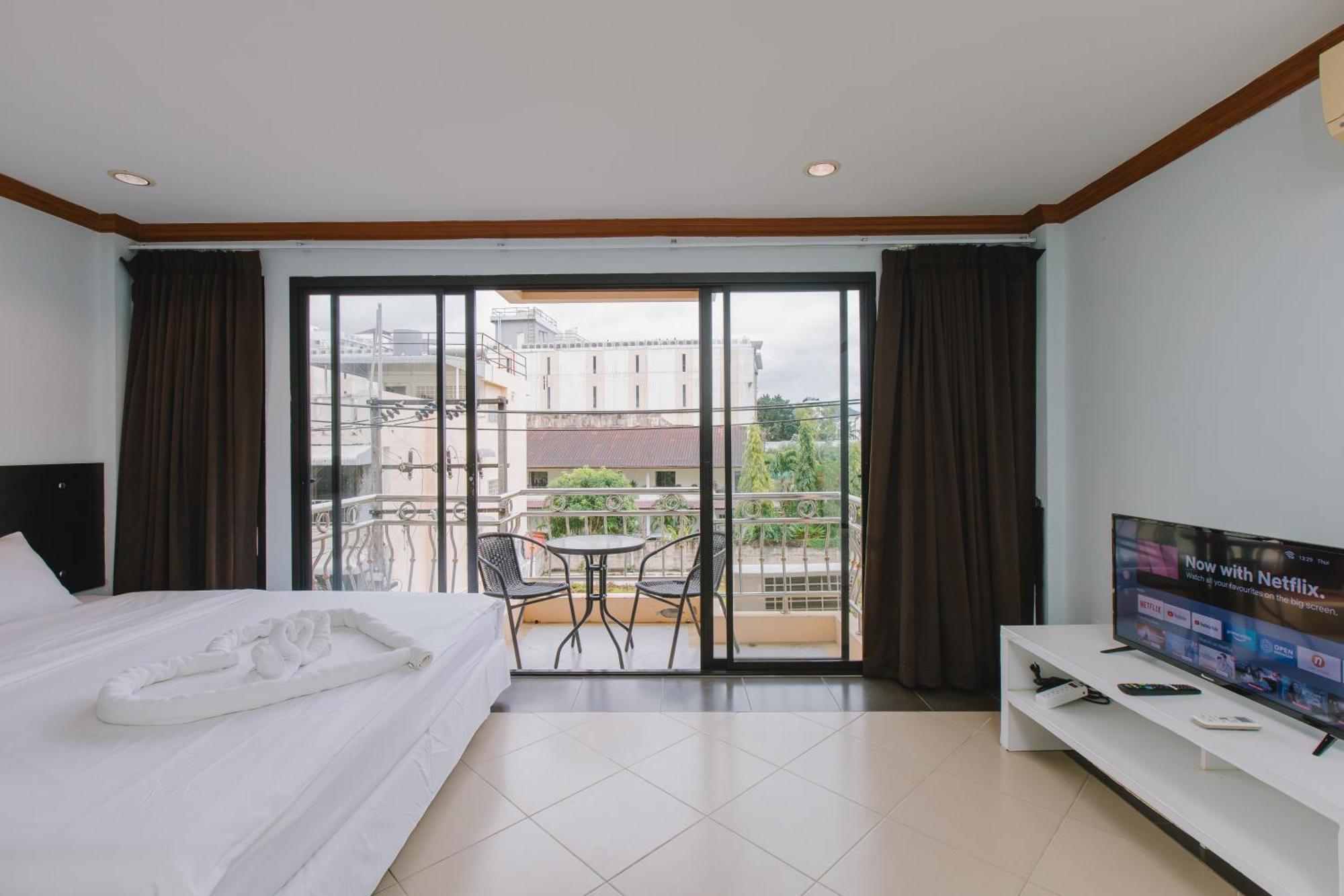 Sunstar Palace Patong Екстер'єр фото